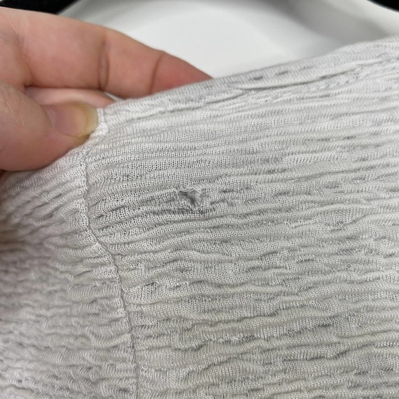 EILEEN FISHER light grey textured long sleeve side slit top XXS - Picture 6 of 6